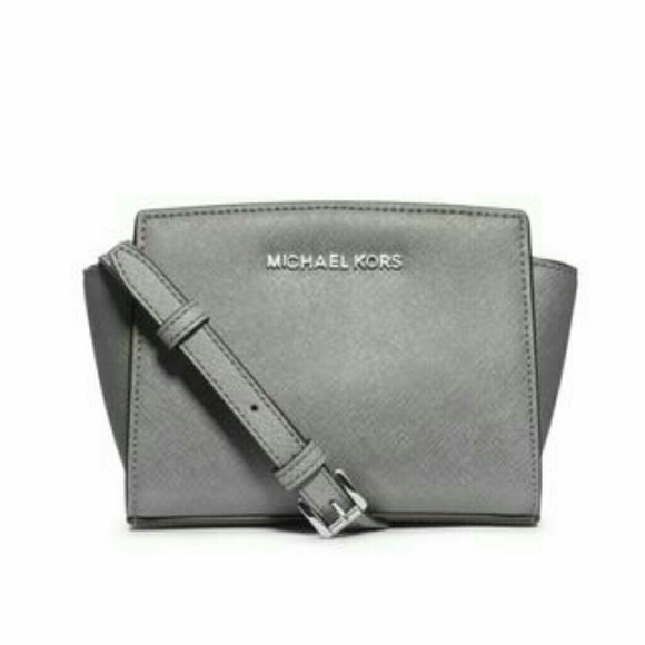 Michael Kors Handbags - Michael Kors Selma Saffiano Mini
